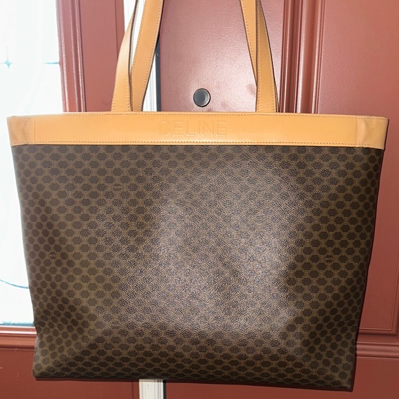 Celine Macadam tote bag-includes COA - Picture 5 of 15